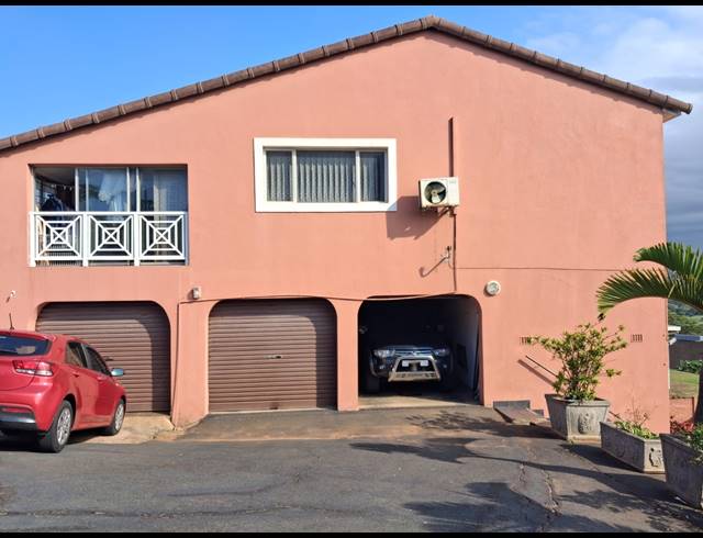 5 BEDROOM HOUSE FOR SALE IN BLUFF